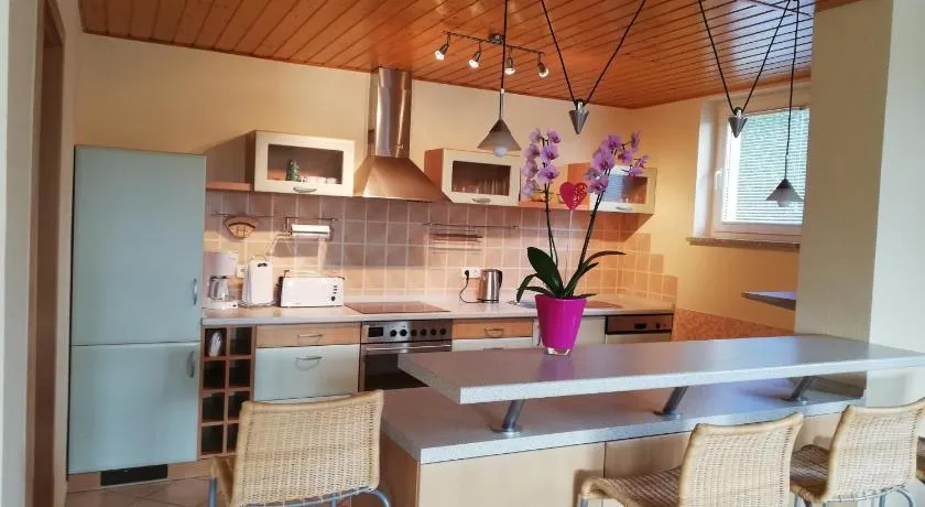 Lena Apartman - Image 1