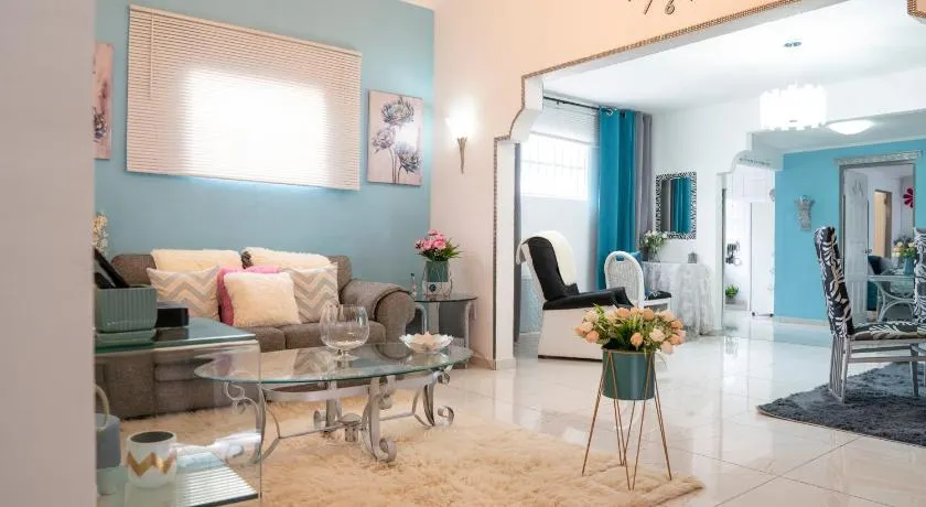 Rowy's appartement - Image 1