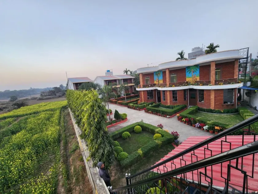 Dakshinayana Resort & Resturant - Image 1