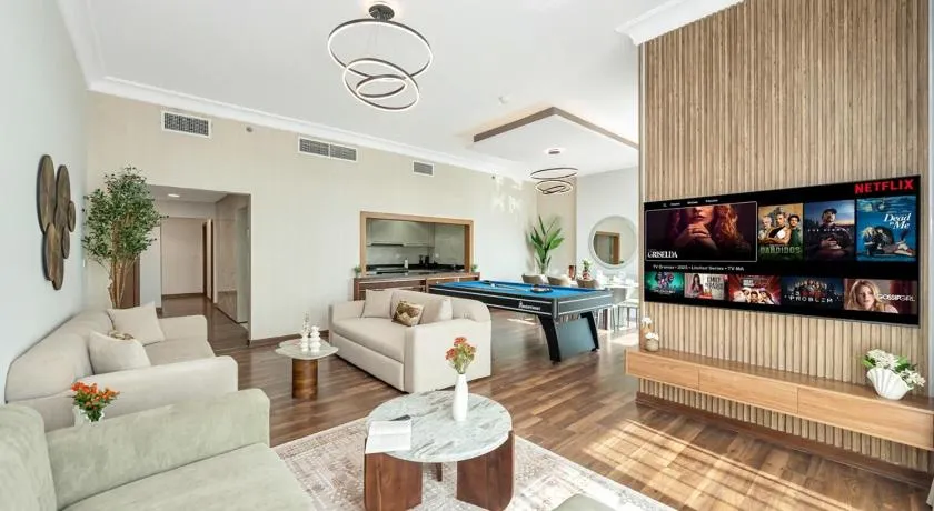 Elite Nest - Ultra Lux 4BR with Billiard just 1 min from Ferrari World & F1 - Image 1