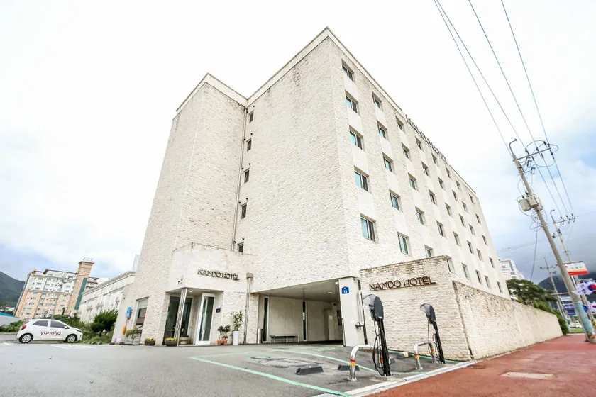 HaeNam Namdo Hotel - Image 1