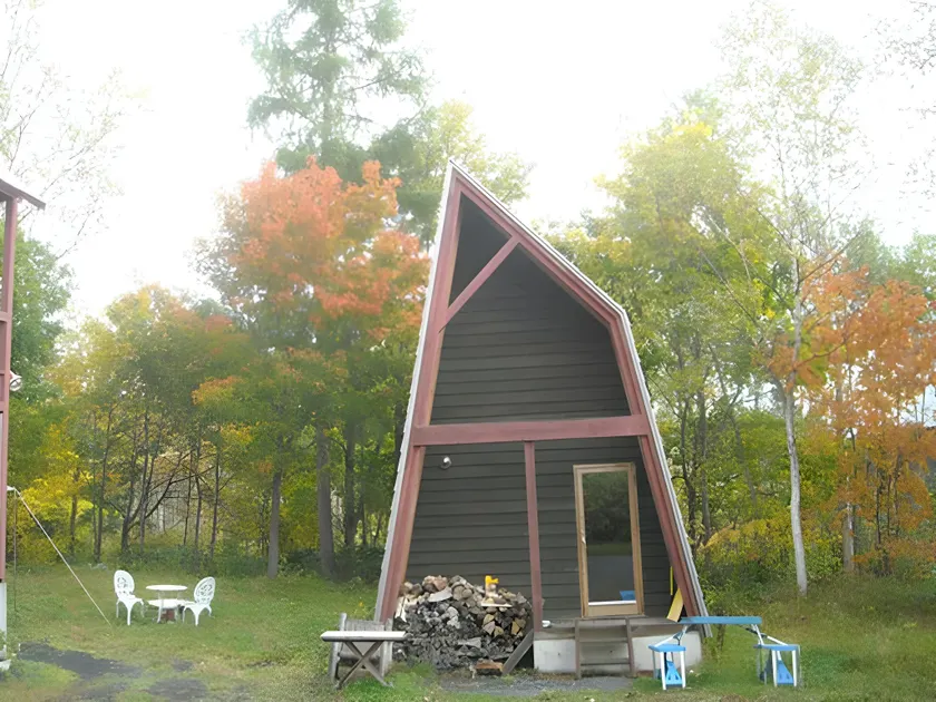 Niseko Shirokuma Cottage - Image 1