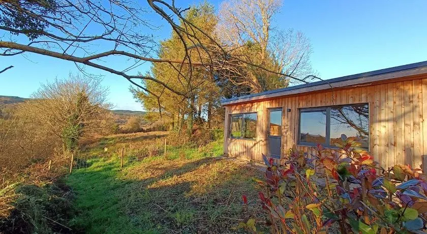 The Nest - Secluded Cabin with Panoramic Views - Image 1