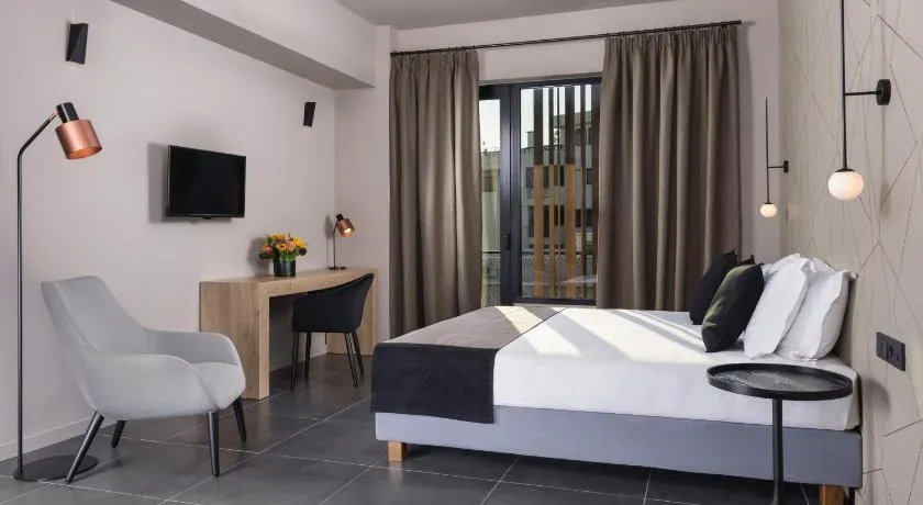 Azur Suites - Image 1