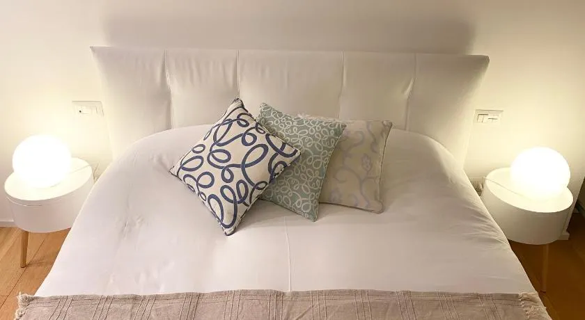 Repubblica One Room Apartment - Image 1