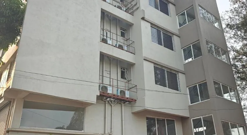 Hotel Vivank - Image 1