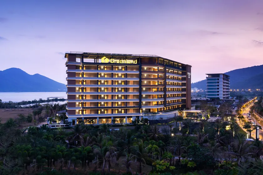 Narada Resort Hotel Sanya Pleasant Bay - Image 1