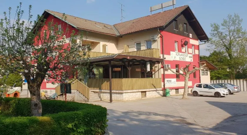 PONI NAKLO - Sobe Marinšek - Image 1