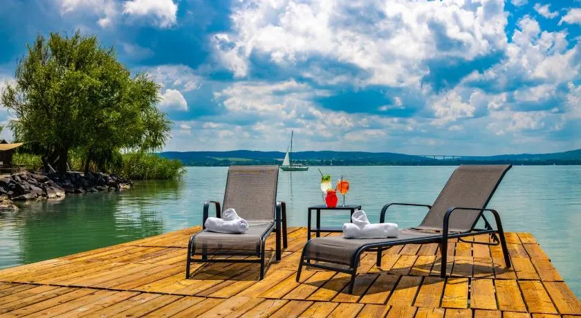 Tihany Yacht Club - Image 1
