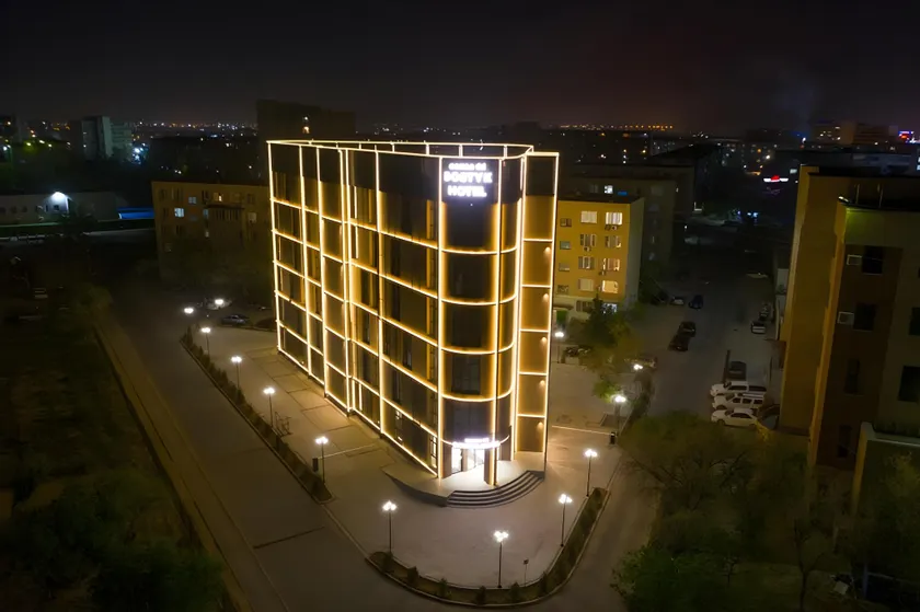Dostyk Business Hotel - Image 1