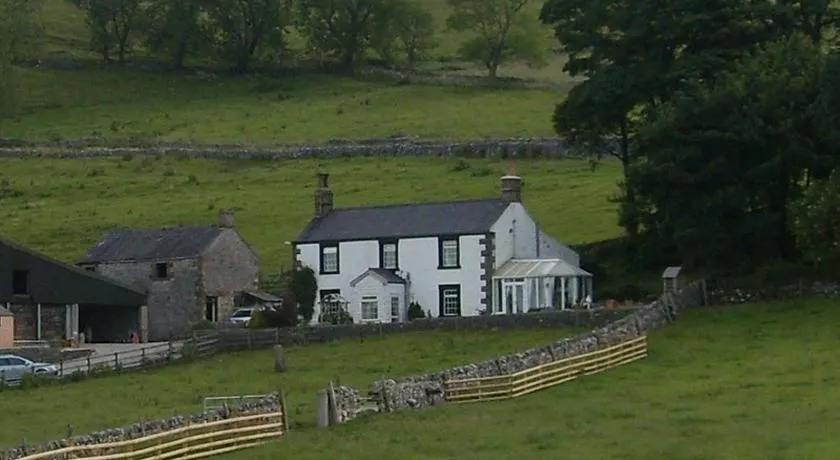 Fernydale Farm Bed & Breakfast - Image 1