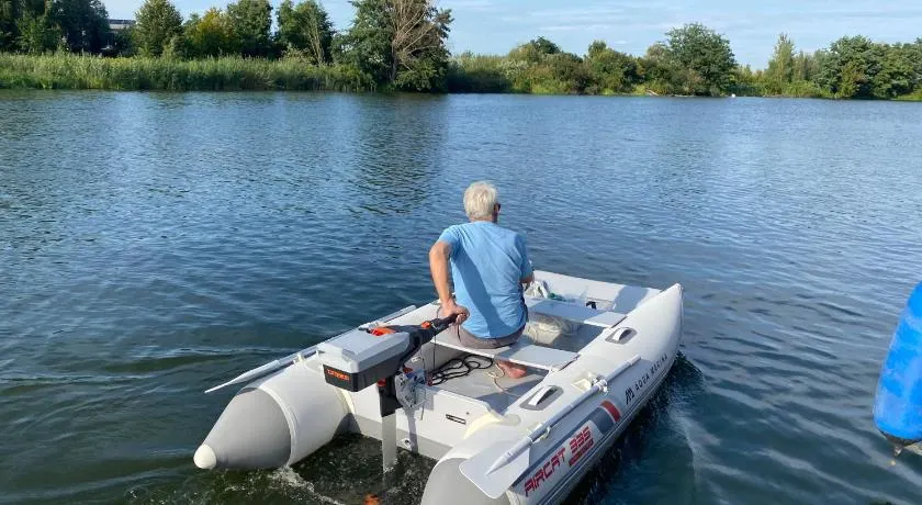 Exklusives Hausboot - Sauna, Sonnendeck & privates Beiboot - Image 1
