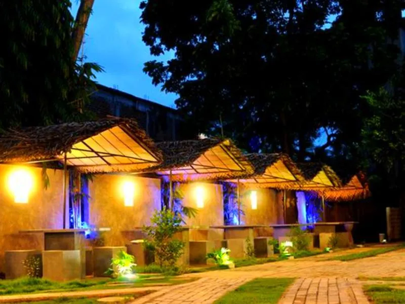 Hotel Tinaya - Image 1