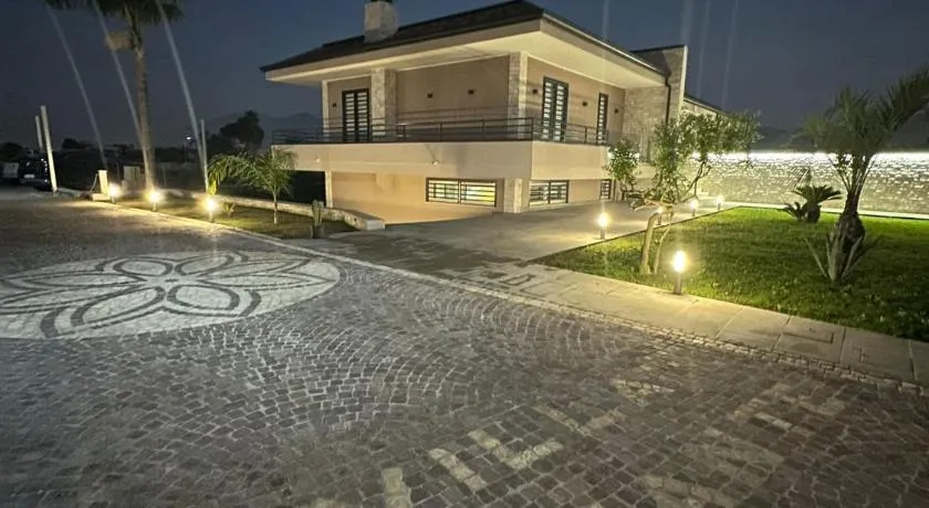 Villa Abenante Pompei - Image 1