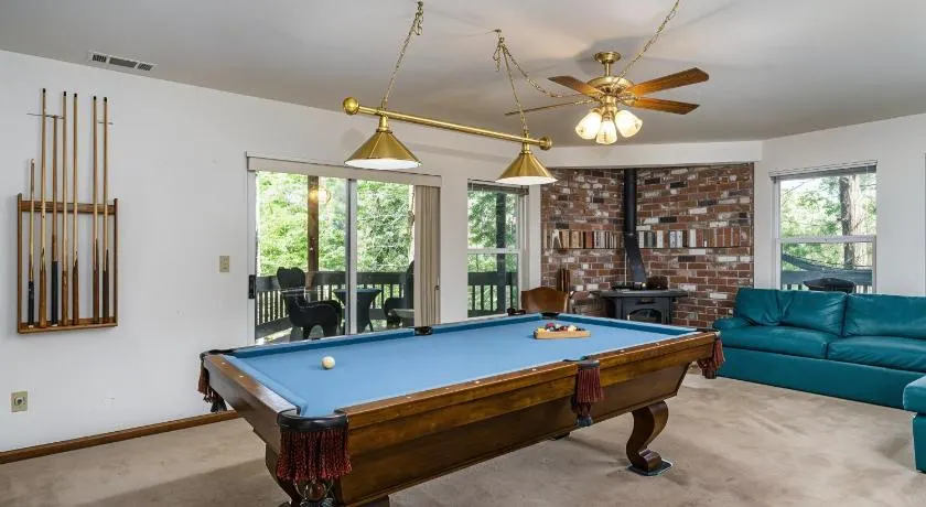 Miner's Claim - Home with 2 Decks & Pool - Image 1