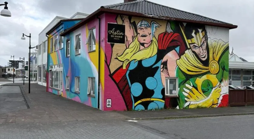Ástin er svarið Hostel - Image 1