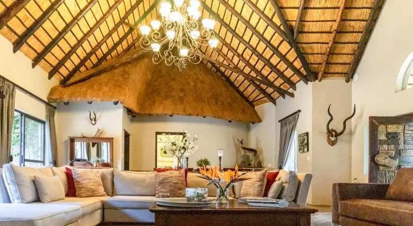 Re a Lora Lodge - Image 1
