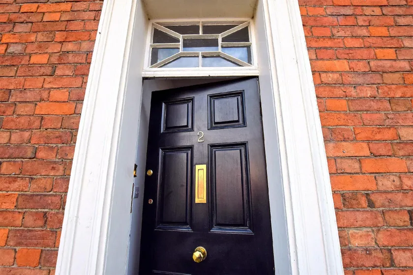 Derby Town House - Image 1