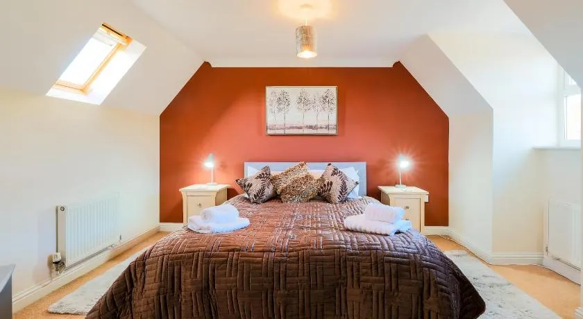 Rosemary Retreat - Image 1