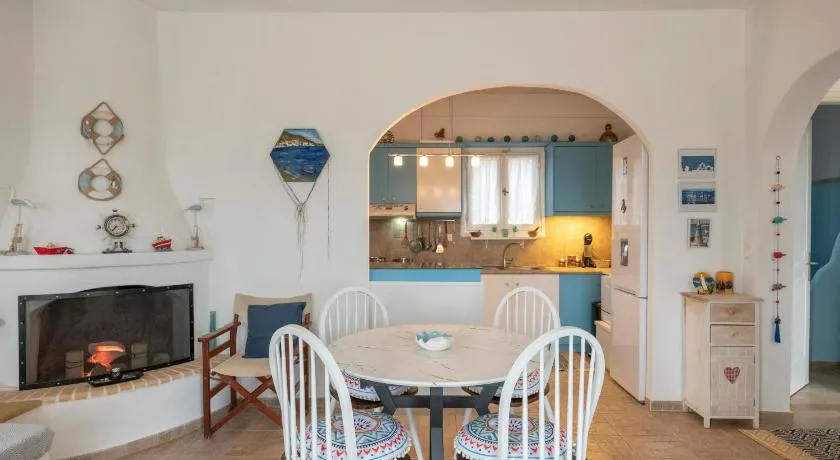 Cycladic home in Paros - Image 1