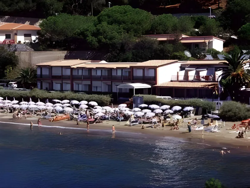 Hotel Stella Maris - Image 1