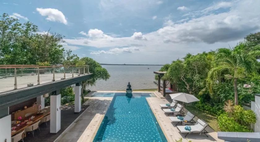 Villa By The Sea with private swimming pool in Benoa - Nusa Dua - Image 1