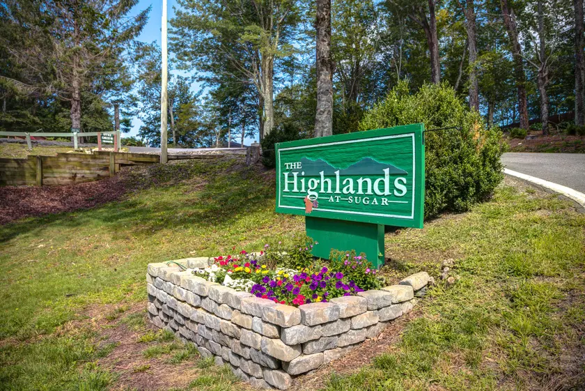 The Highlands at Sugar - Image 1