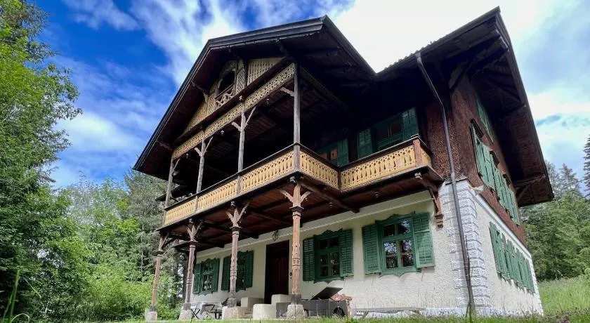 Casa de vacaciones 'Haus Tanegg' con vistas a la montaña, balcón privado y Wi-Fi - Image 1