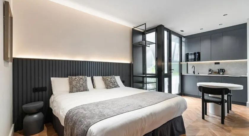 Pacifico Suites near Retiro - Image 1