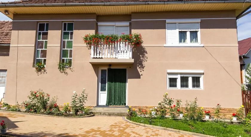 Muzsikás Vendégház - Image 1