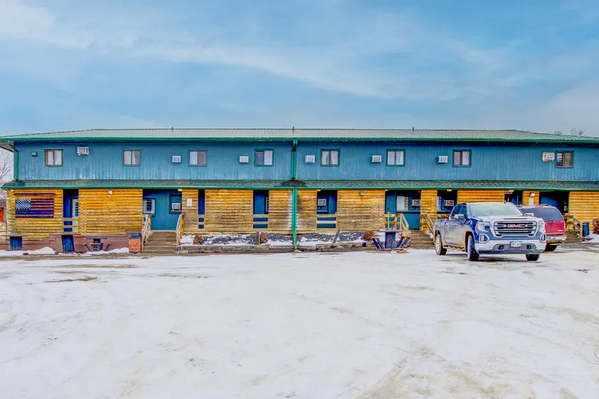 Bel Aire Motel Chamberlain Near Missouri River I 90 - Image 1