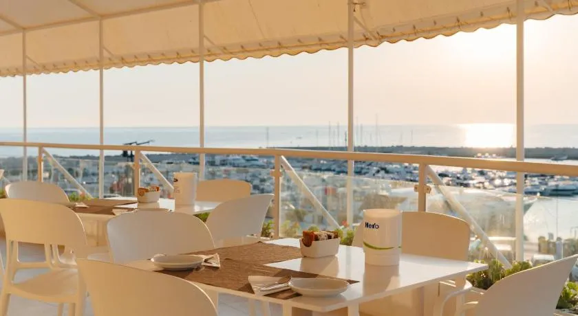 Hotel Scogliera - Image 1
