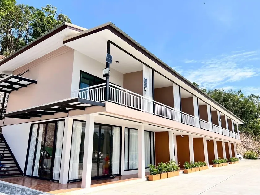 Adela Hotel Koh Yor - Image 1