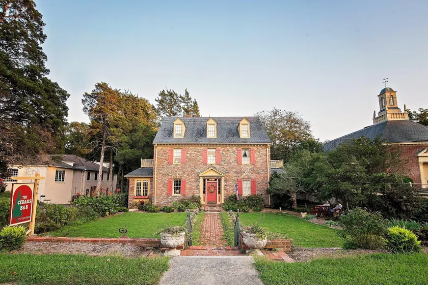 Cedars of Williamsburg Bed & Breakfast - Image 1