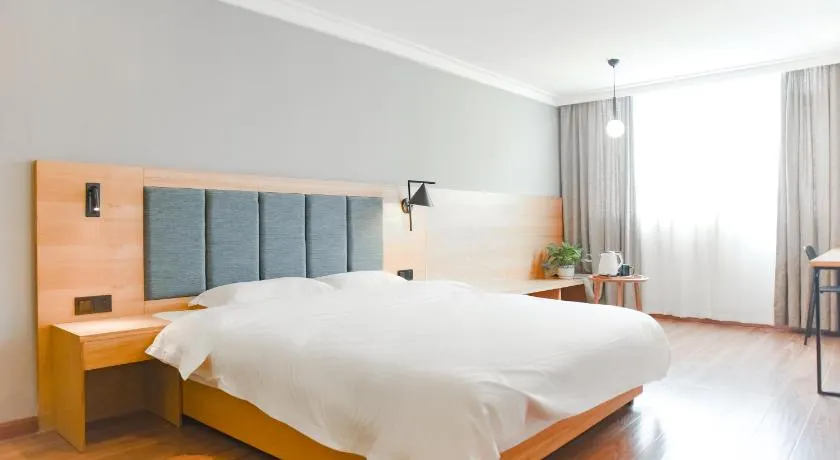 Guilin Travel light Hostel - Image 1