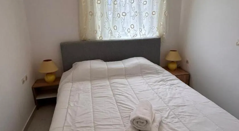 Seaside Paralio Apartment - Image 1