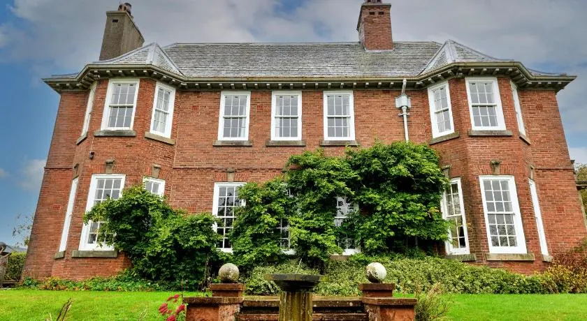 Finest Retreats - Edwardian Country House - 9 Bed, Sleeping up to 21 - Image 1