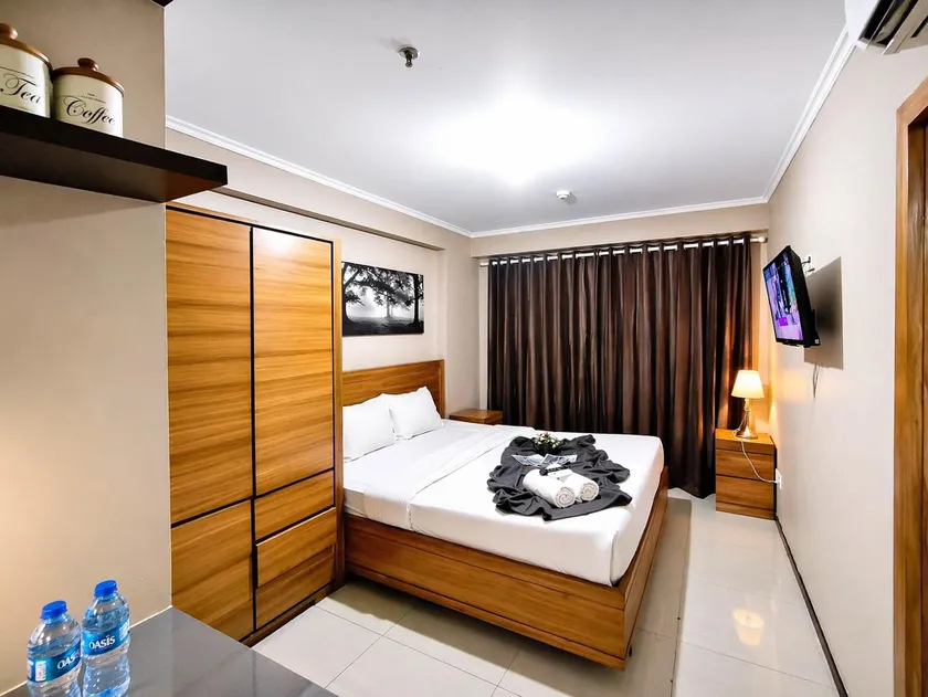 Compact Studio Room at Gateway Pasteur By Travelio - Image 1