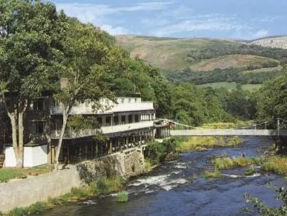 The Chainbridge Hotel - Image 1
