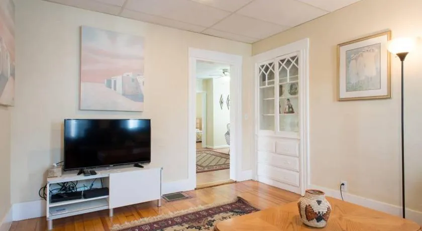 Apartments in Salem - Image 1