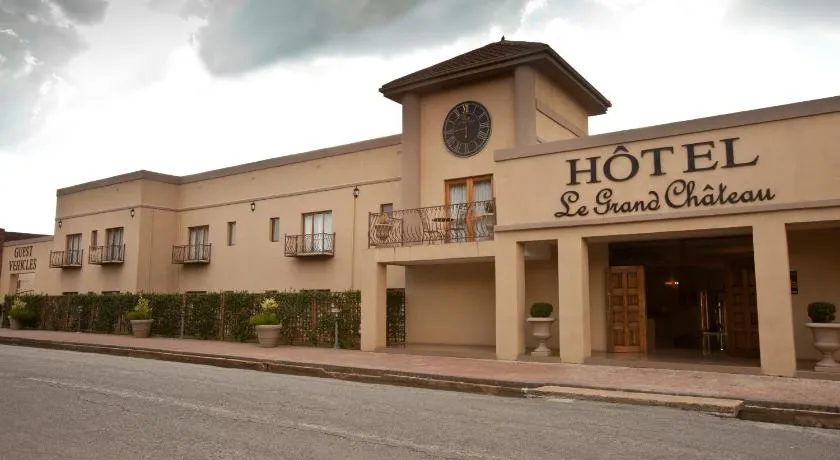 Le Grand Chateau Hotel - Image 1