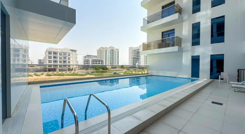 Peaceful Stay l Balcony & Pool l Near Downtown - Image 1