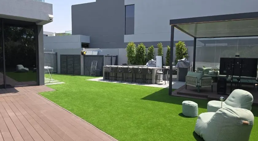 Elegant Modern Villa Private Pool & Garden - Image 1