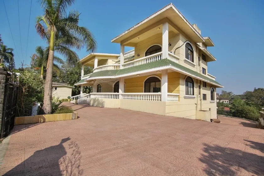 Akbar Villa Spacious 4BHK Grand Pool at TranqVillas - Image 1