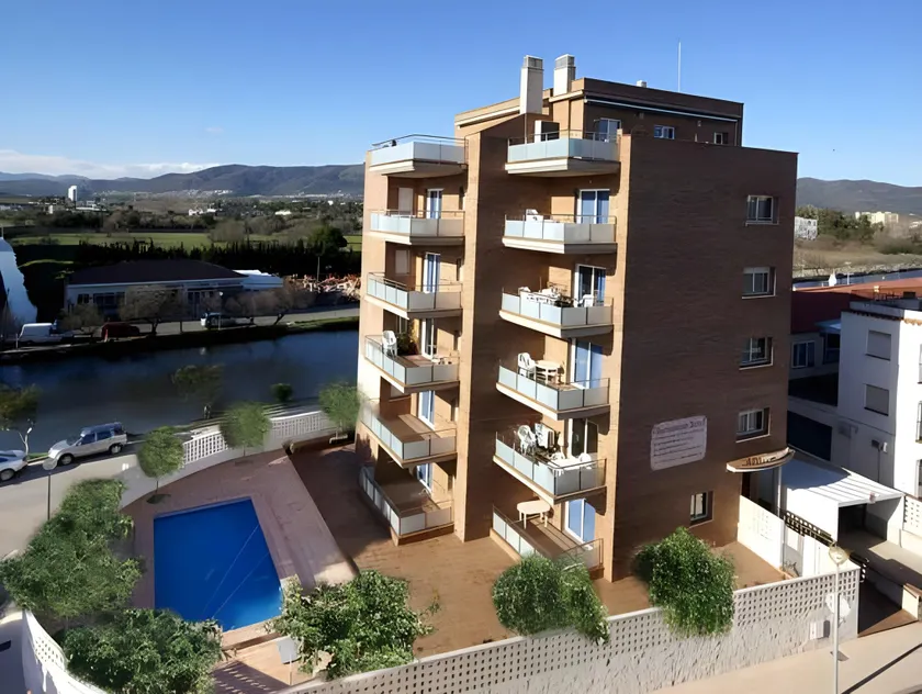 InmoSantos Apartamentos Daniel - Image 1