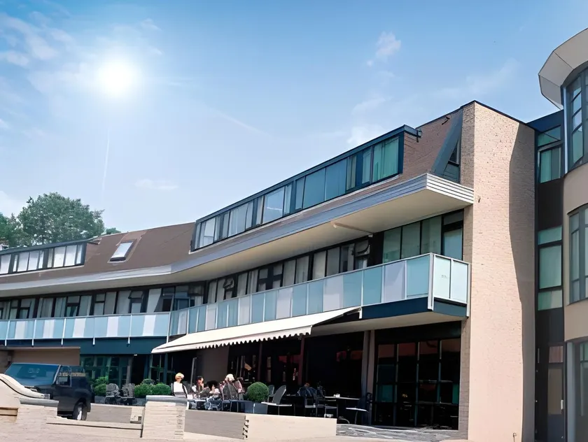 Hotel Restaurant De Zwaan - Image 1