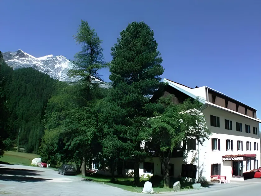 Hotel Gampen - Image 1