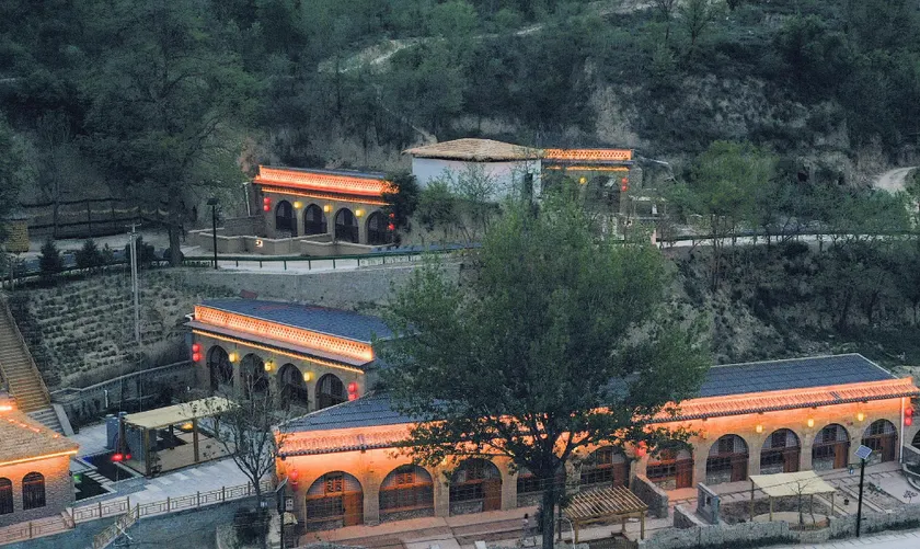 Yan'an Wuli Hongyao Cave Hotel - Image 1