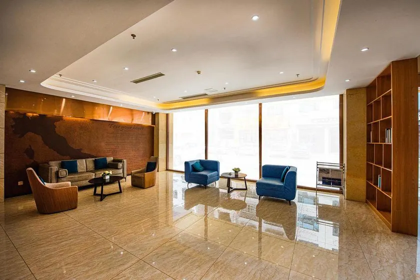 Xiyue Fanhua Hotel - Image 1