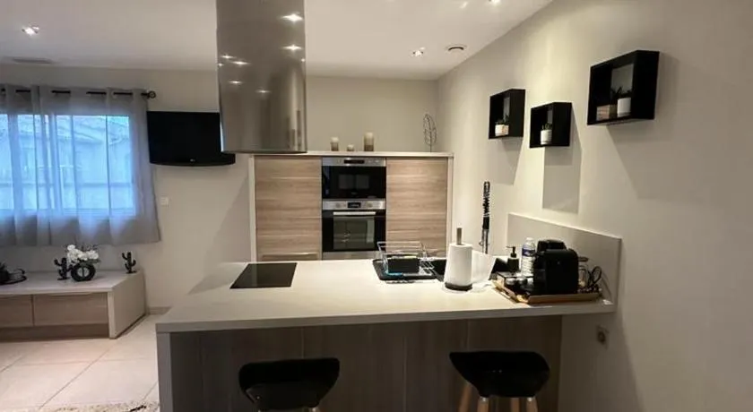 Maison d'hôtes chic à Beauzelle - Image 1